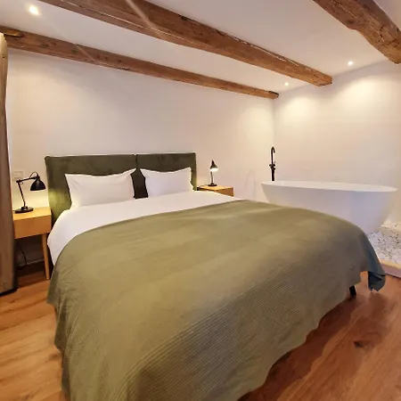 Guest house Ra House *